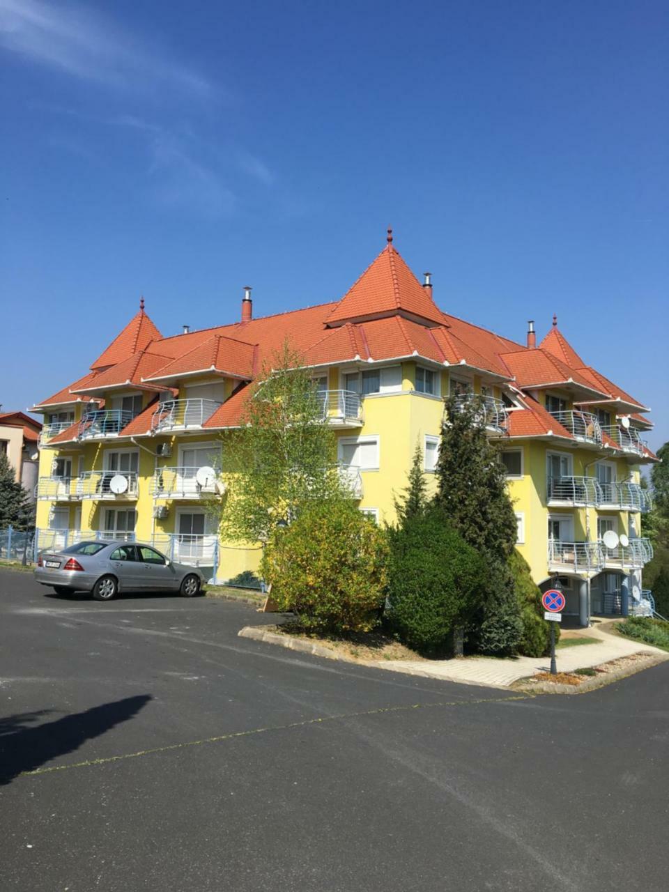Mavrikiy Apartment Хевиз Экстерьер фото